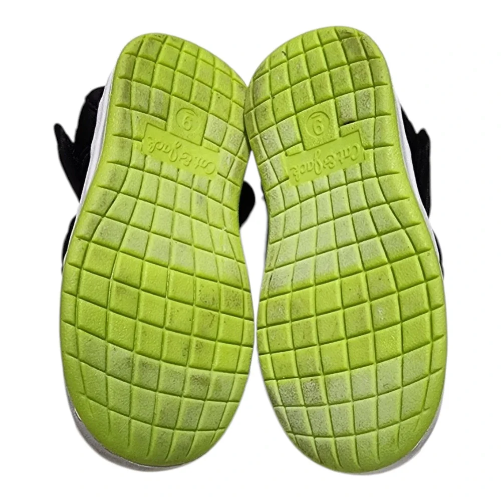 Cat & Jack Water Shoes